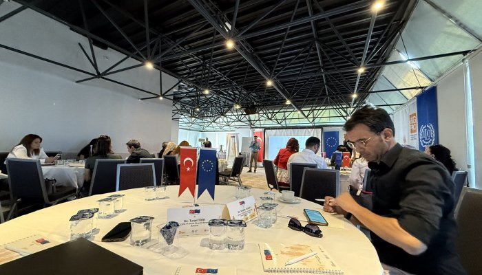 İzmir’de Farkındalık Eğitimleri Düzenlendi