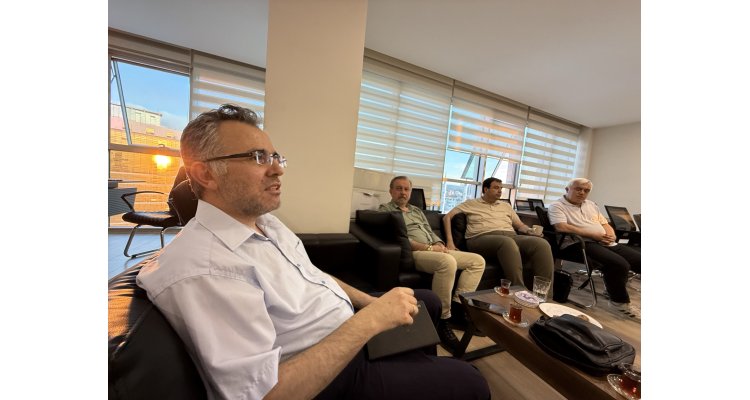 Cuma Sohbetleri: Cemil Meriç’in Entelektüel Kimliğiyle Romana Yüklediği İşlev