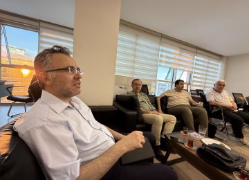 Cuma Sohbetleri: Cemil Meriç’in Entelektüel Kimliğiyle Romana Yüklediği İşlev